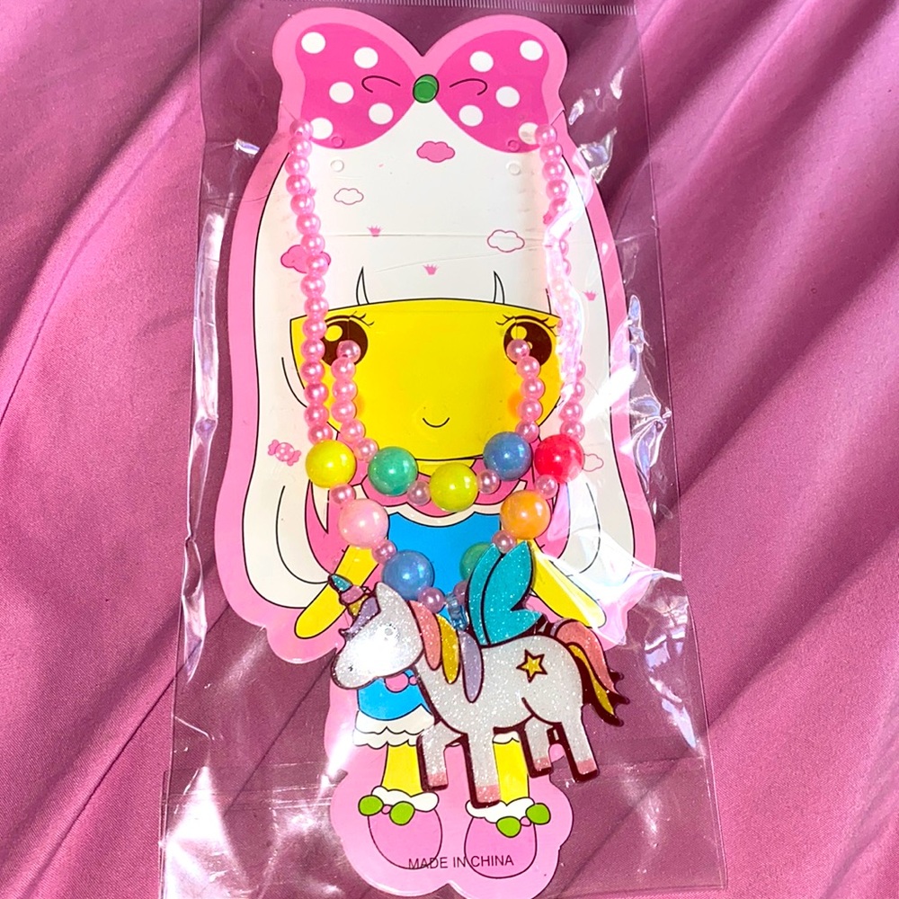 🦄3 FOR $15! Unicorn necklace and bracelet set